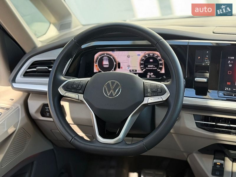 Минивэн Volkswagen Multivan 2024 в Хмельницком