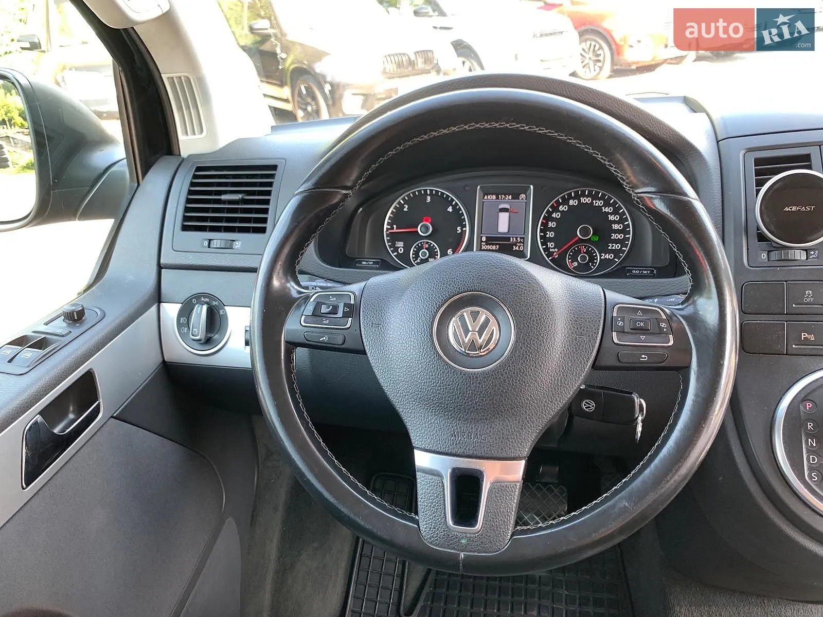 2013 Volkswagen Multivan - мініатюра 30