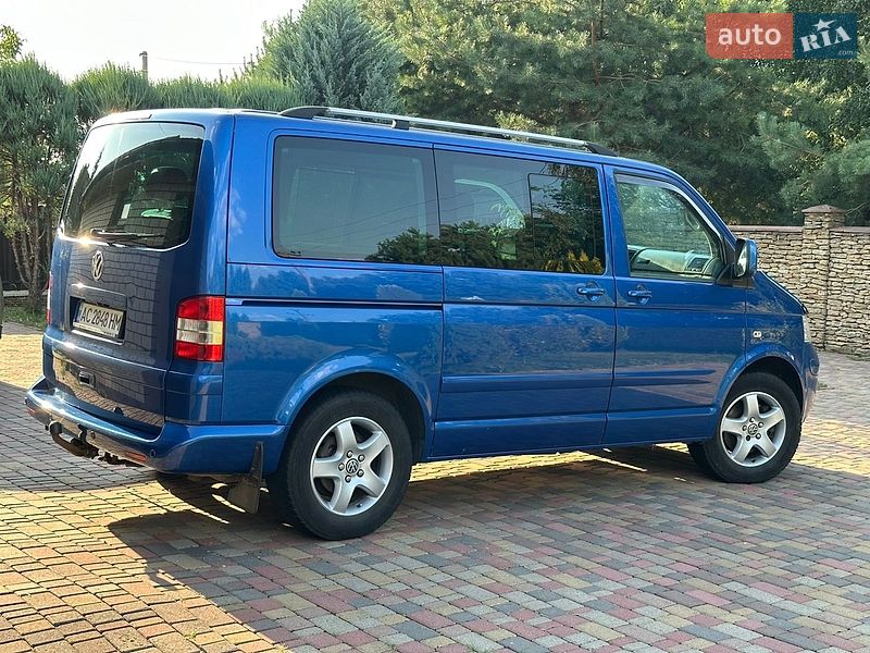 Минивэн Volkswagen Multivan 2009 в Луцке