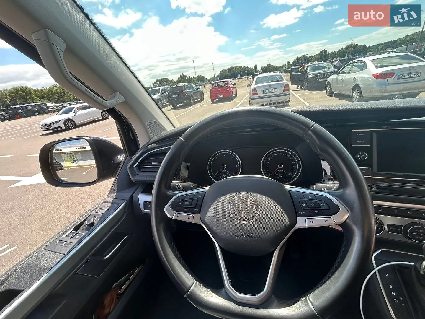 2020 Volkswagen Multivan - мініатюра 2