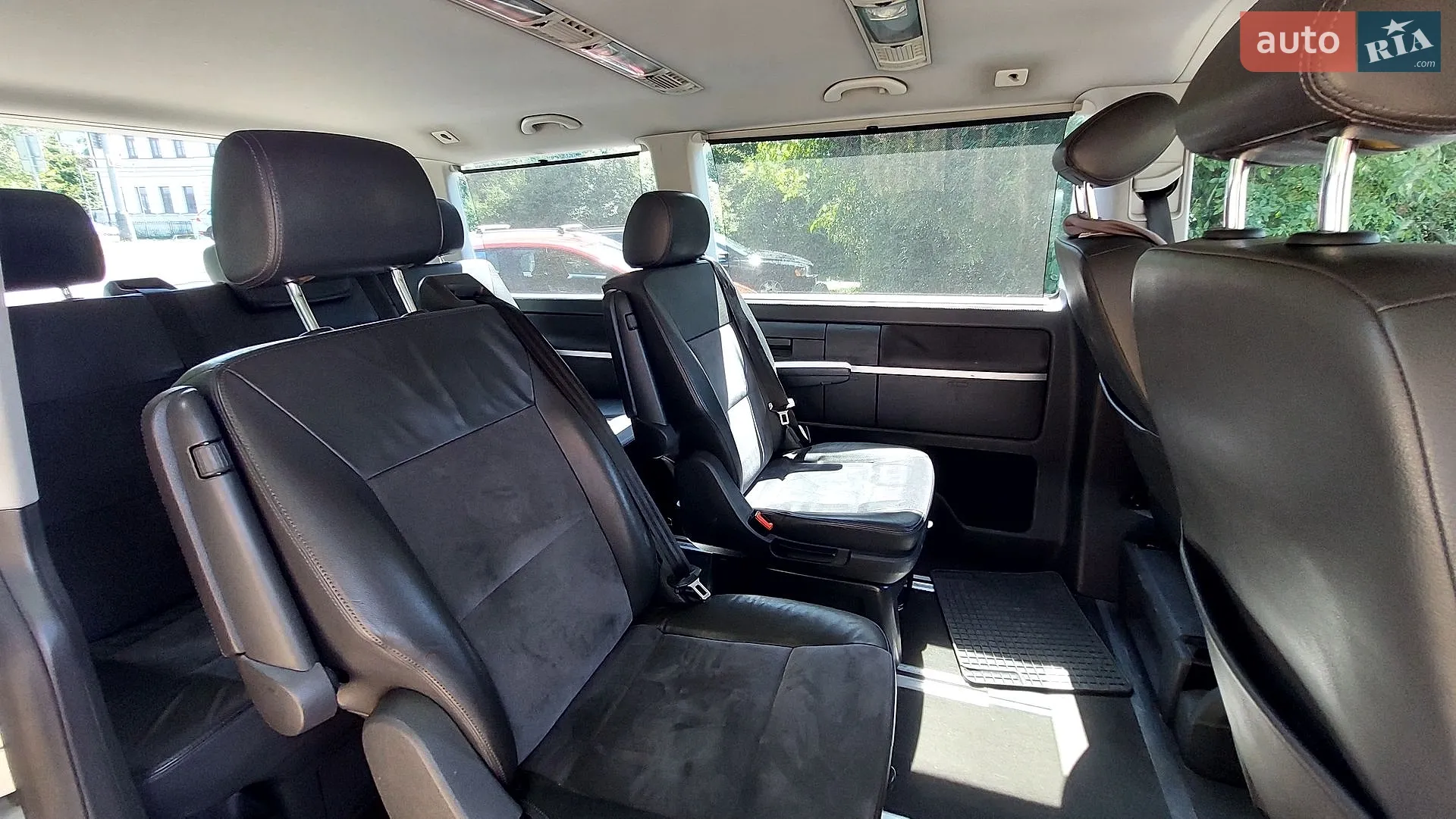 2010 Volkswagen Multivan - мініатюра 15