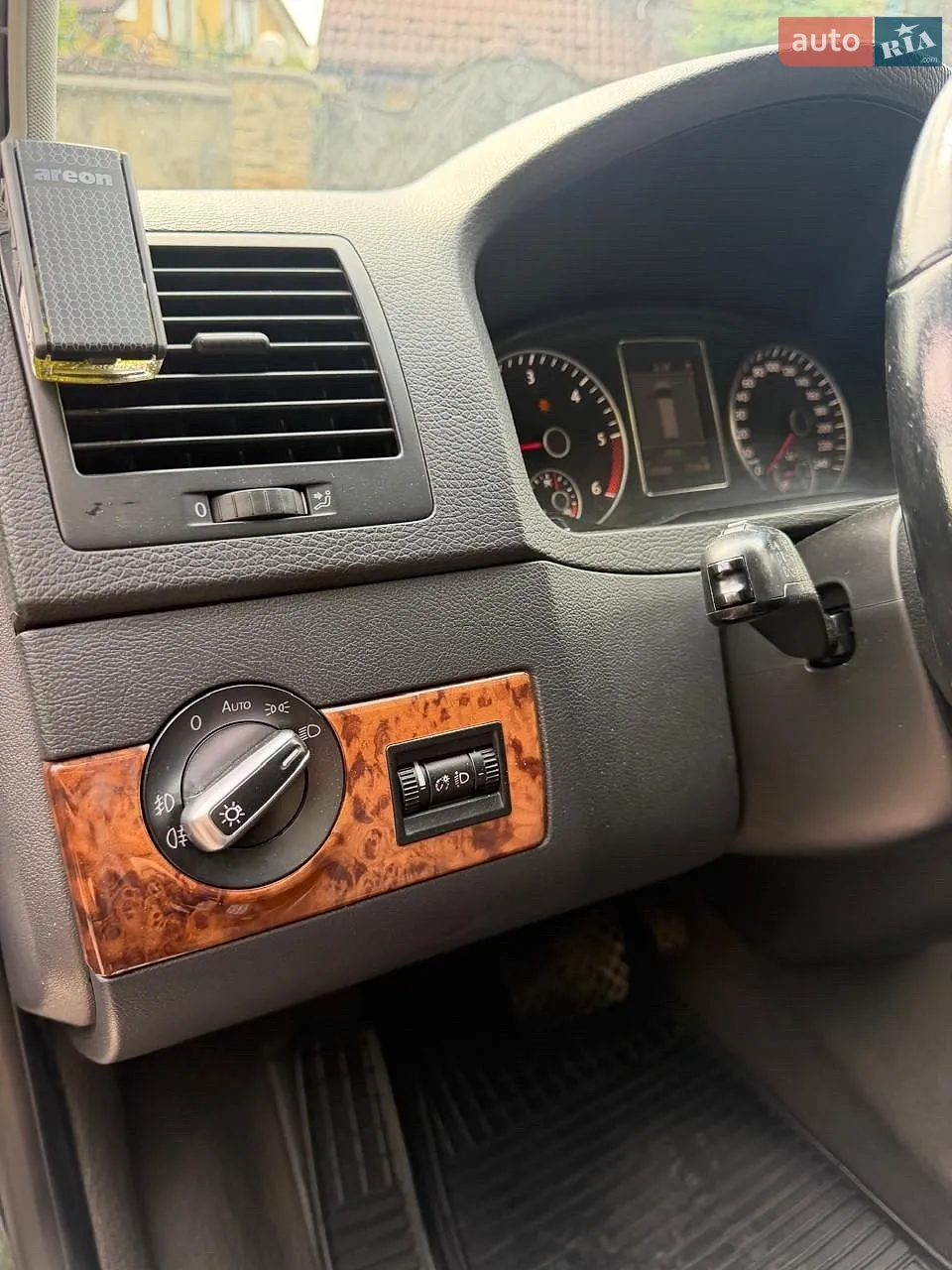 2010 Volkswagen Multivan - мініатюра 18