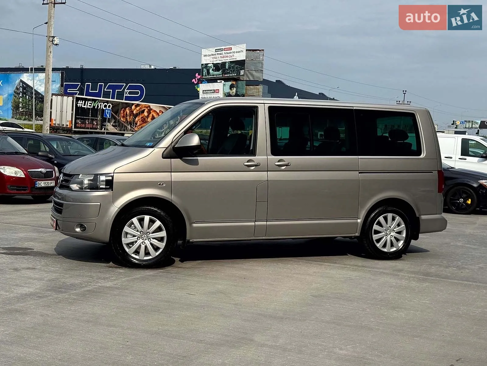 2012 Volkswagen Multivan - мініатюра 2