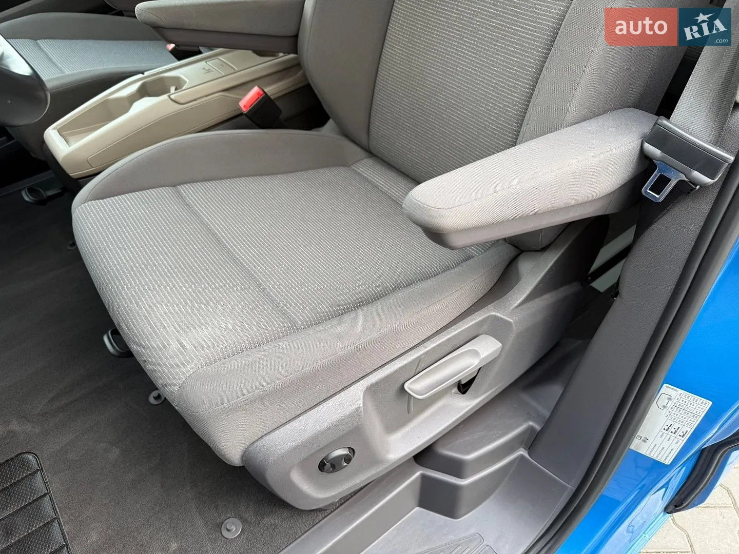 2022 Volkswagen Multivan - мініатюра 19