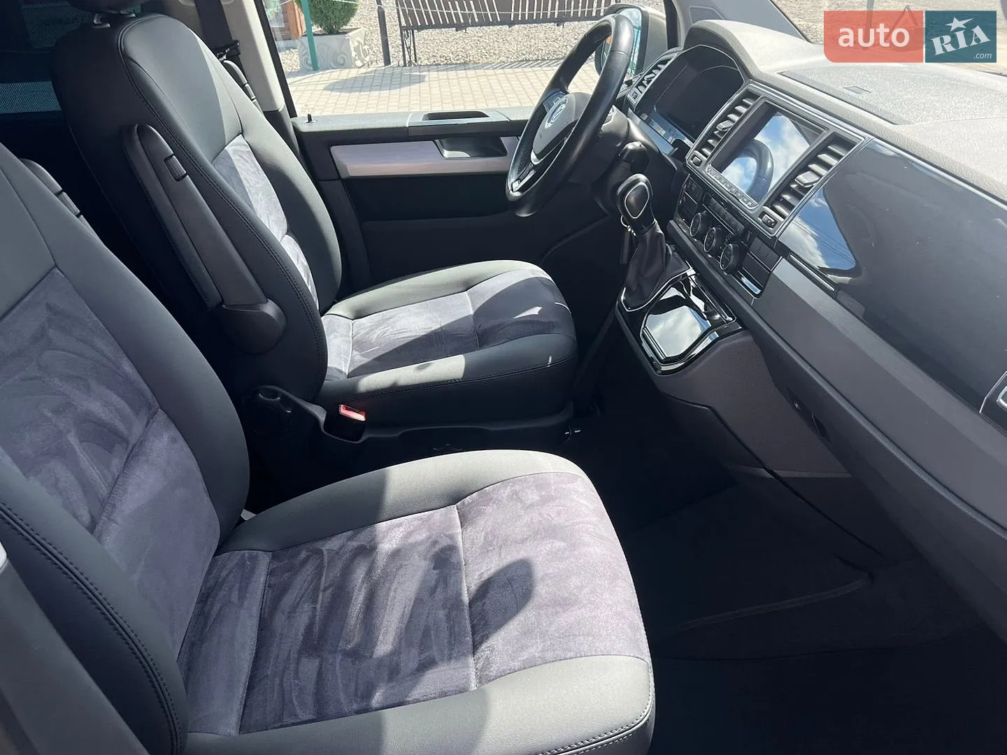 2018 Volkswagen Multivan - мініатюра 18