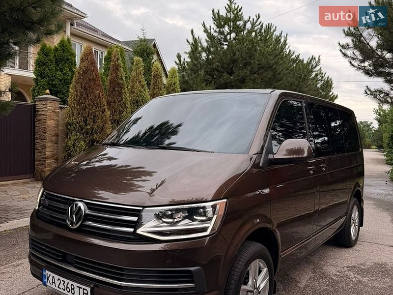 Мінівен Volkswagen Multivan 2017 в Дніпрі