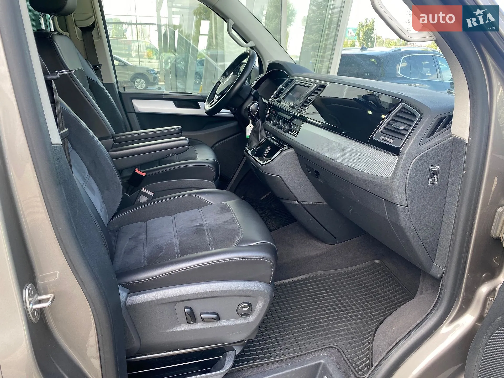 2016 Volkswagen Multivan - мініатюра 27