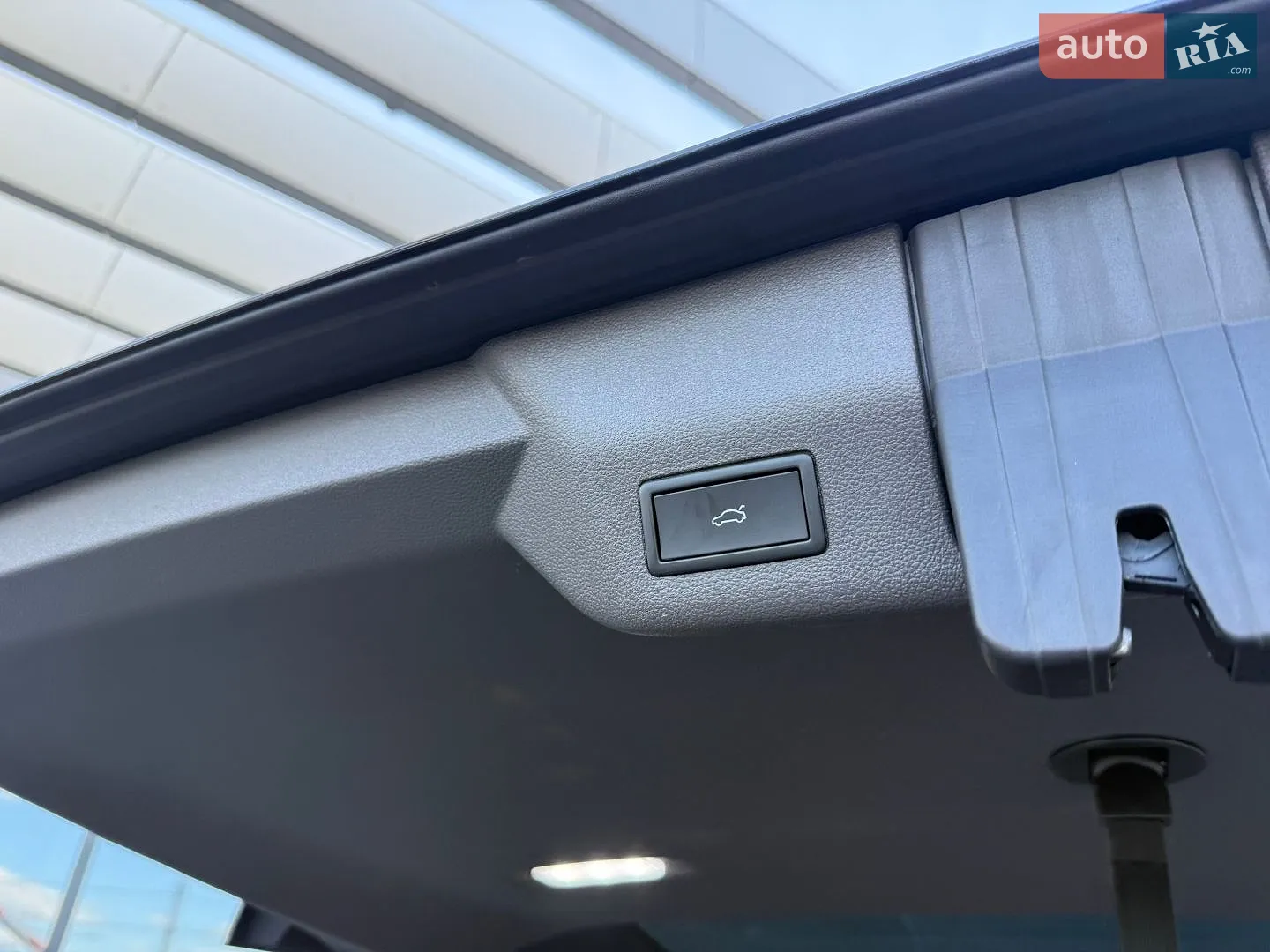 2025 Volkswagen Multivan - мініатюра 64