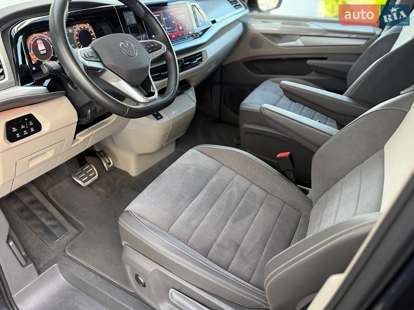 2025 Volkswagen Multivan - мініатюра 27