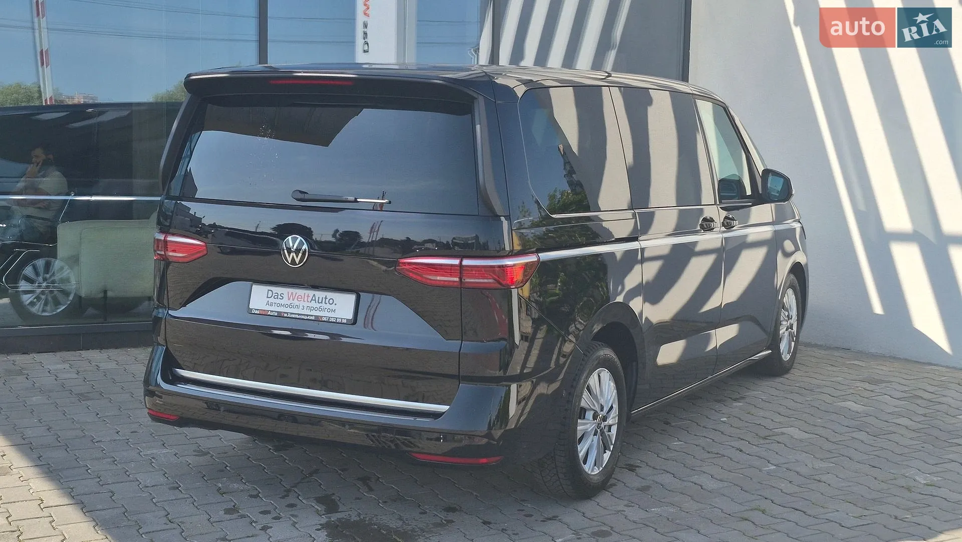 2025 Volkswagen Multivan - мініатюра 3