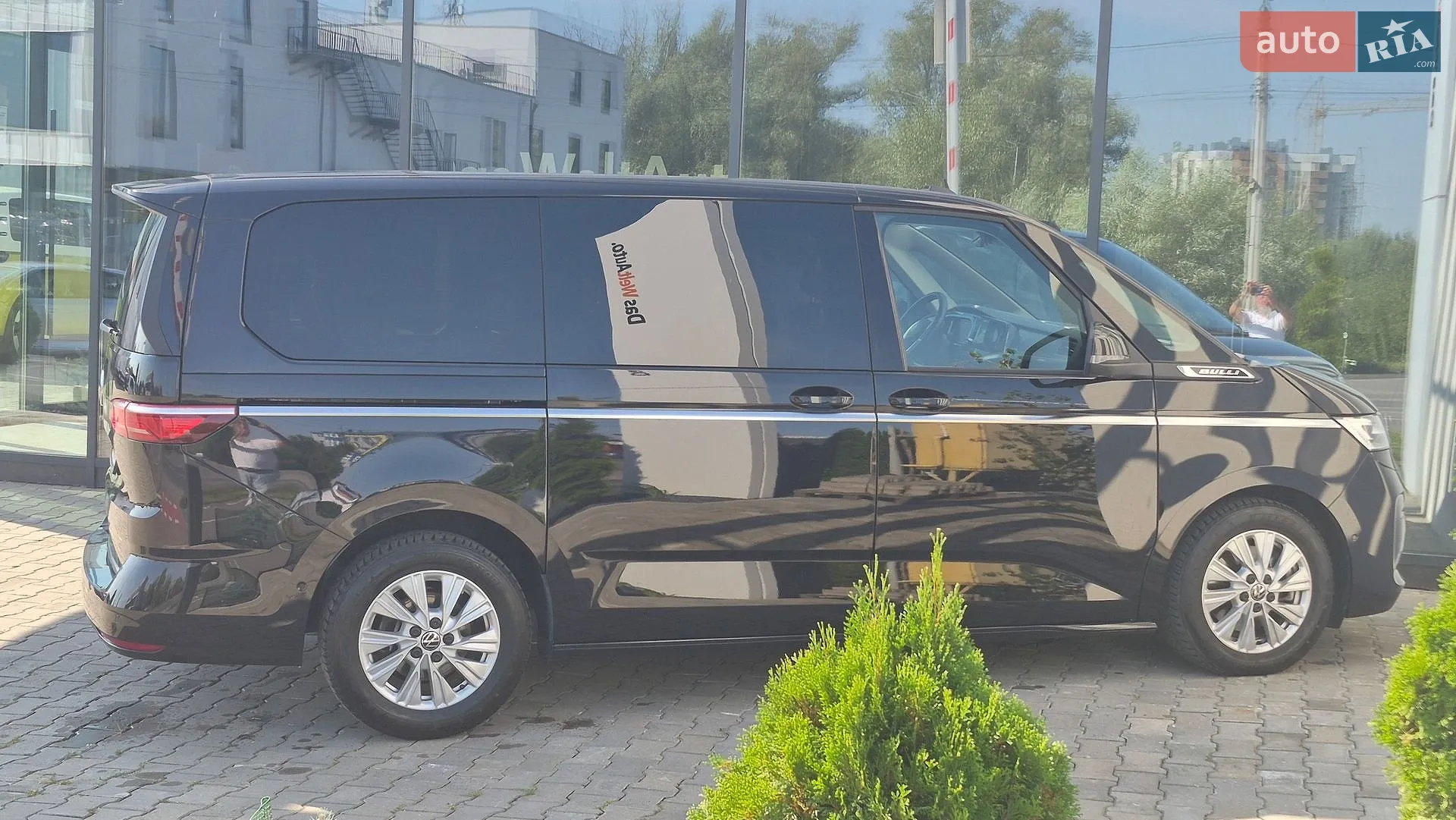 2025 Volkswagen Multivan - мініатюра 4
