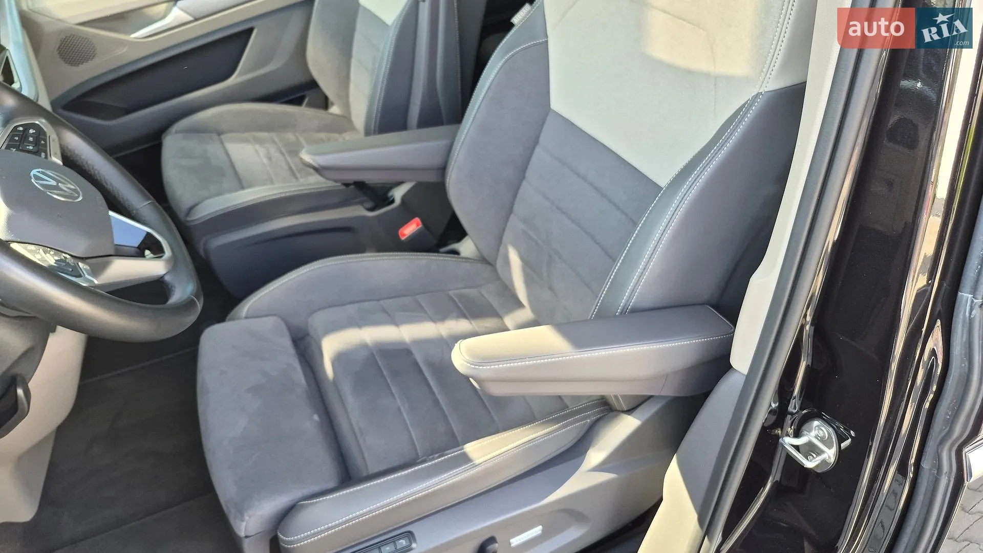 2025 Volkswagen Multivan - мініатюра 37