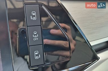 Минивэн Volkswagen Multivan 2025 в Хмельницком
