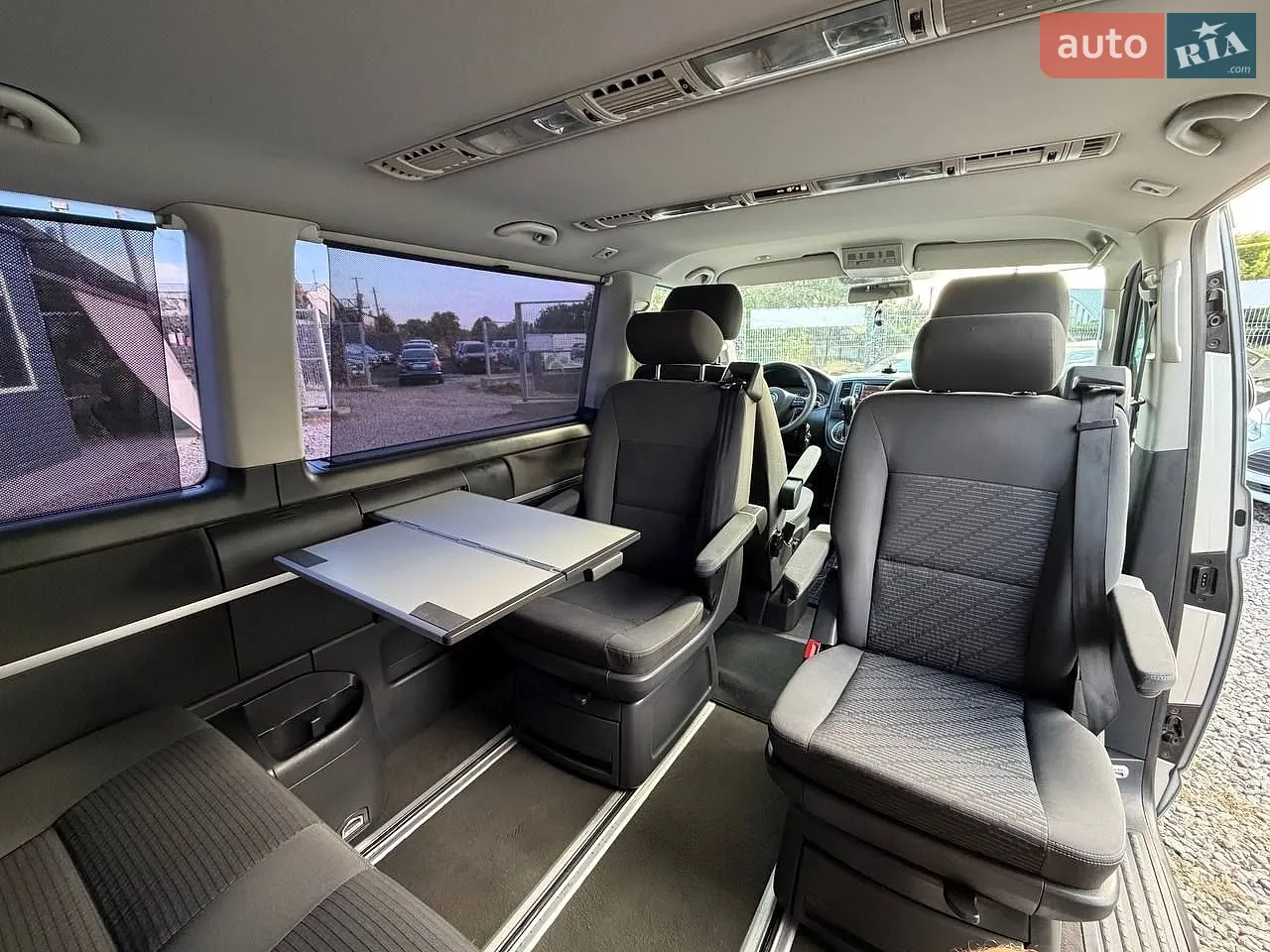 2011 Volkswagen Multivan - мініатюра 30