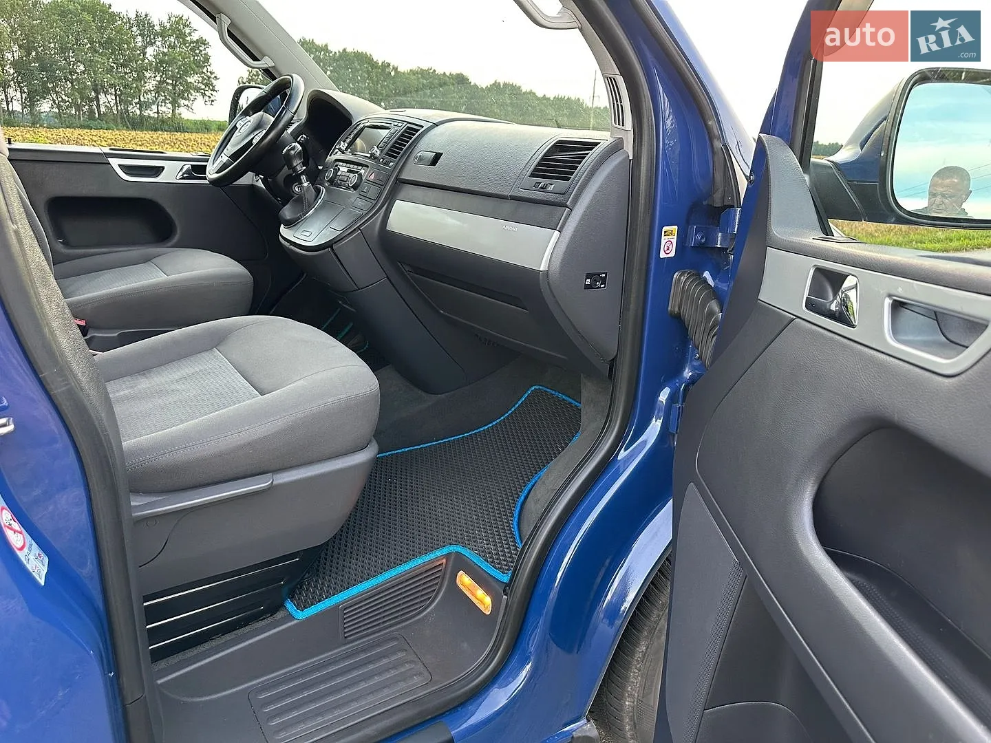 2011 Volkswagen Multivan - мініатюра 31