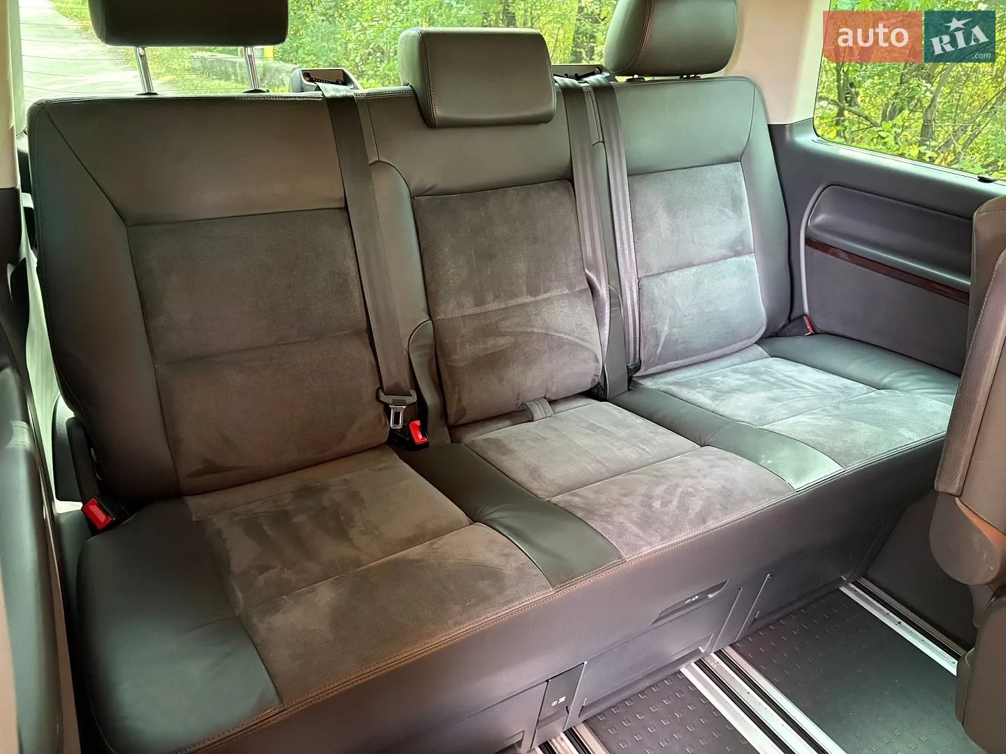 2012 Volkswagen Multivan - мініатюра 30