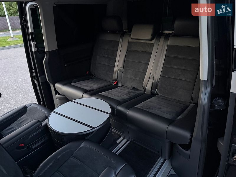 Мінівен Volkswagen Multivan 2019 в Києві