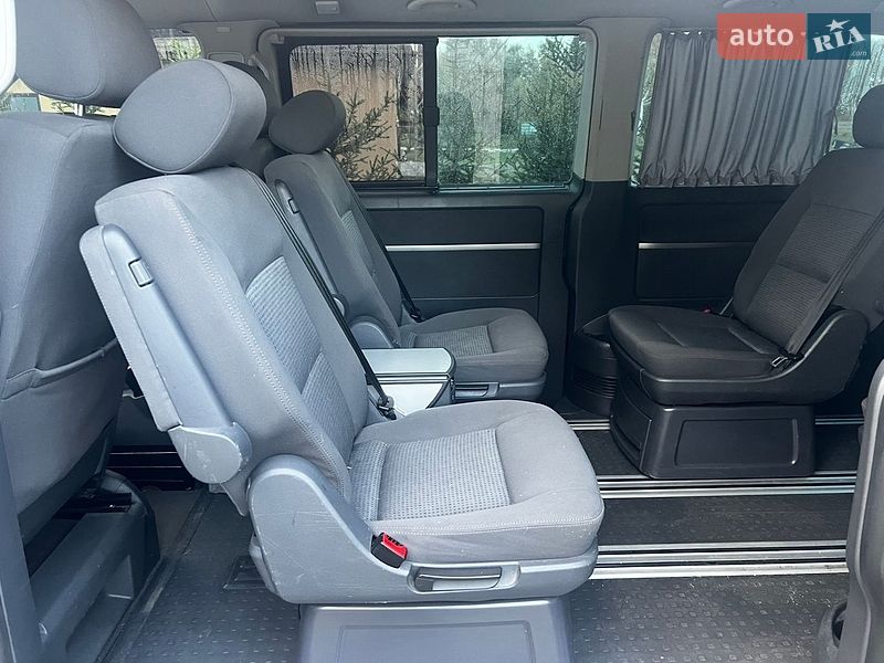 Минивэн Volkswagen Multivan 2007 в Софиевской Борщаговке