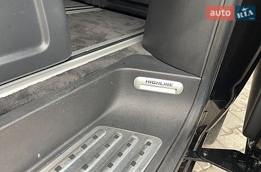 Минивэн Volkswagen Multivan 2016 в Луцке