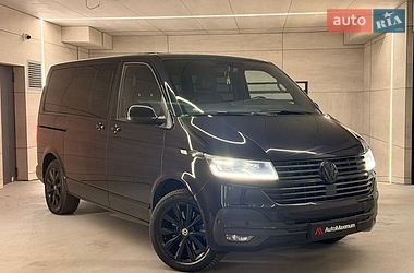 Мінівен Volkswagen Multivan 2020 в Києві