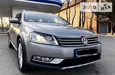 Універсал Volkswagen Passat Alltrack 2013 в 