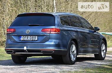 Універсал Volkswagen Passat Alltrack 2016 в 