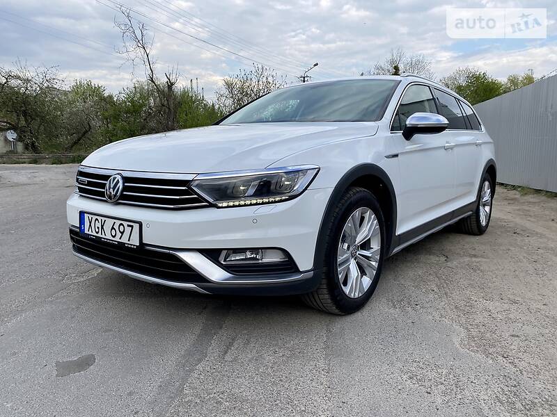 Універсал Volkswagen Passat Alltrack 2016 в Рівному