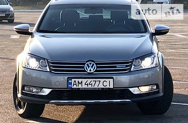 Универсал Volkswagen Passat Alltrack 2014 в Житомире