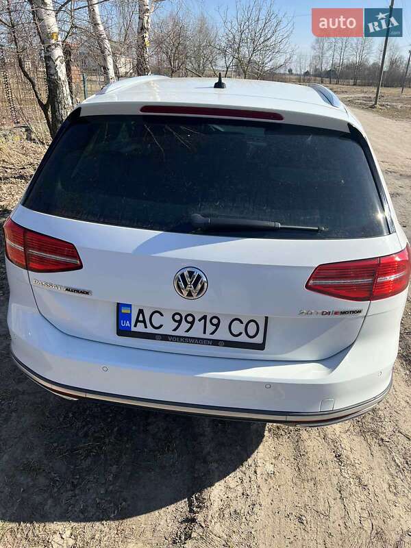 Универсал Volkswagen Passat Alltrack 2015 в Луцке