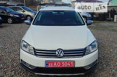 Унiверсал Volkswagen Passat Alltrack 2013 в Старокостянтинові