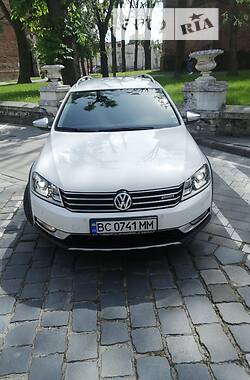 Универсал Volkswagen Passat Alltrack 2012 в Трускавце