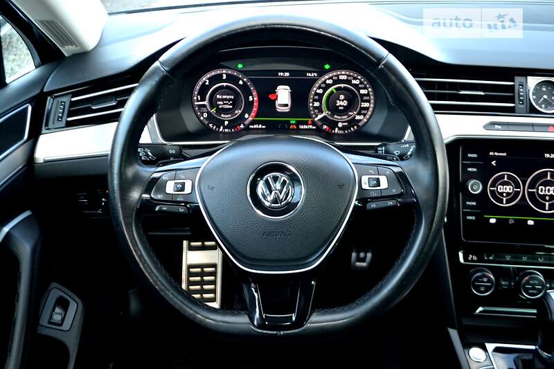 Универсал Volkswagen Passat Alltrack 2018 в Хмельницком