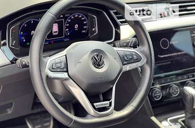 Универсал Volkswagen Passat Alltrack 2020 в Ровно