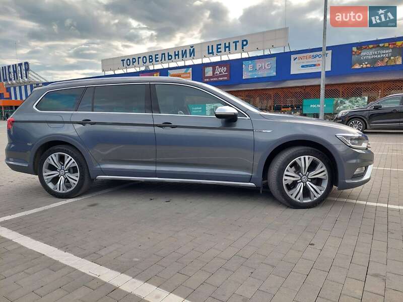 Универсал Volkswagen Passat Alltrack 2016 в Калуше