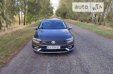 Универсал Volkswagen Passat Alltrack 2017 в Киеве