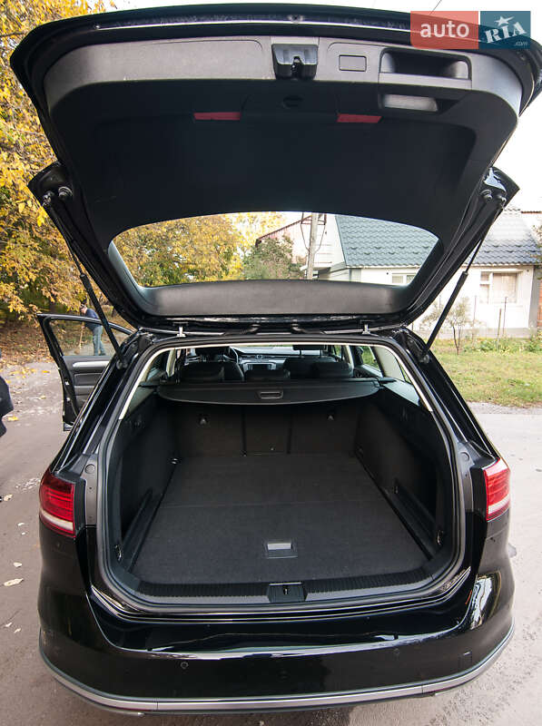 Универсал Volkswagen Passat Alltrack 2016 в Виннице фото 24 Универсал Volkswagen Passat Alltrack 2016 в Виннице