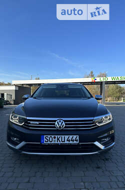 Универсал Volkswagen Passat Alltrack 2018 в Самборе