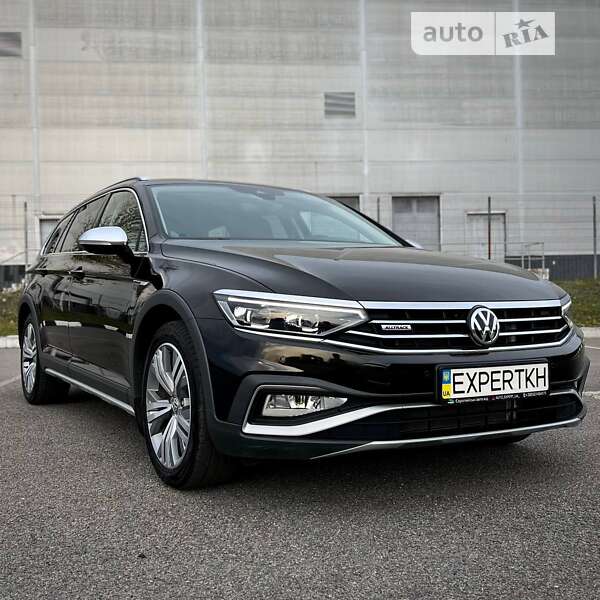 Универсал Volkswagen Passat Alltrack 2019 в 