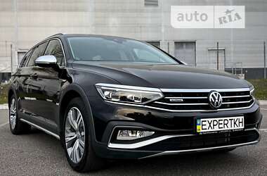 Универсал Volkswagen Passat Alltrack 2019 в 