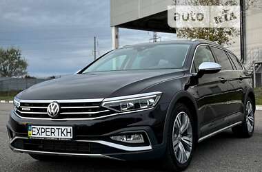 Универсал Volkswagen Passat Alltrack 2019 в 