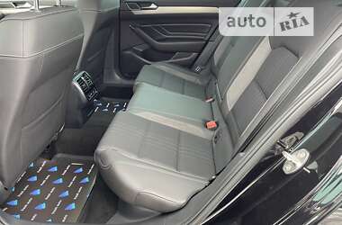Универсал Volkswagen Passat Alltrack 2020 в 