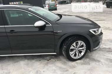 Универсал Volkswagen Passat Alltrack 2018 в Чернигове