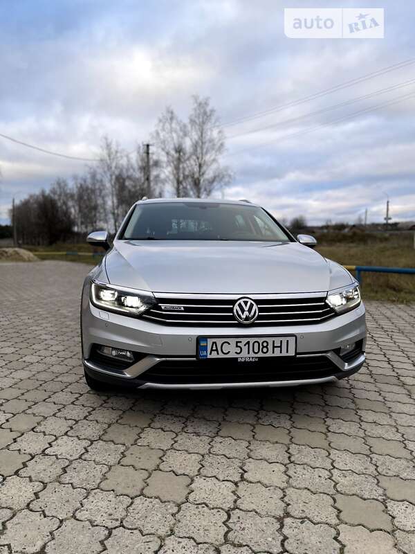 Універсал Volkswagen Passat Alltrack 2016 в Охтирці