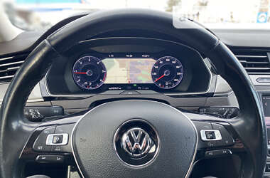 Универсал Volkswagen Passat Alltrack 2015 в Хусте