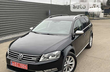 Універсал Volkswagen Passat Alltrack 2014 в Радивиліві