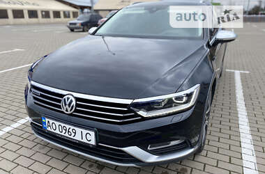 Универсал Volkswagen Passat Alltrack 2015 в Хусте