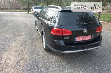 Универсал Volkswagen Passat Alltrack 2014 в Львове