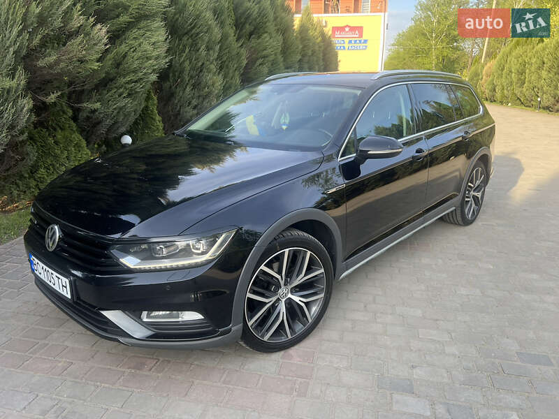 Универсал Volkswagen Passat Alltrack 2015 в Самборе