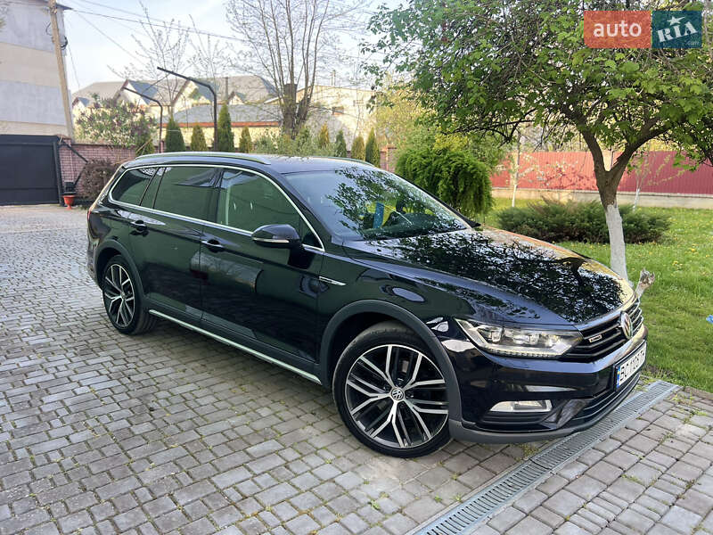 Универсал Volkswagen Passat Alltrack 2015 в Самборе