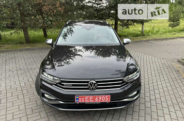 Универсал Volkswagen Passat Alltrack 2021 в Дрогобыче